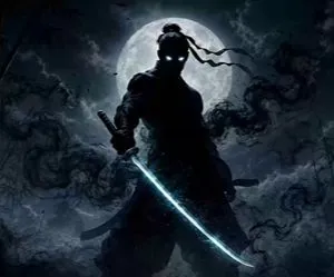 Guerrero Nocturno bajo la Luna